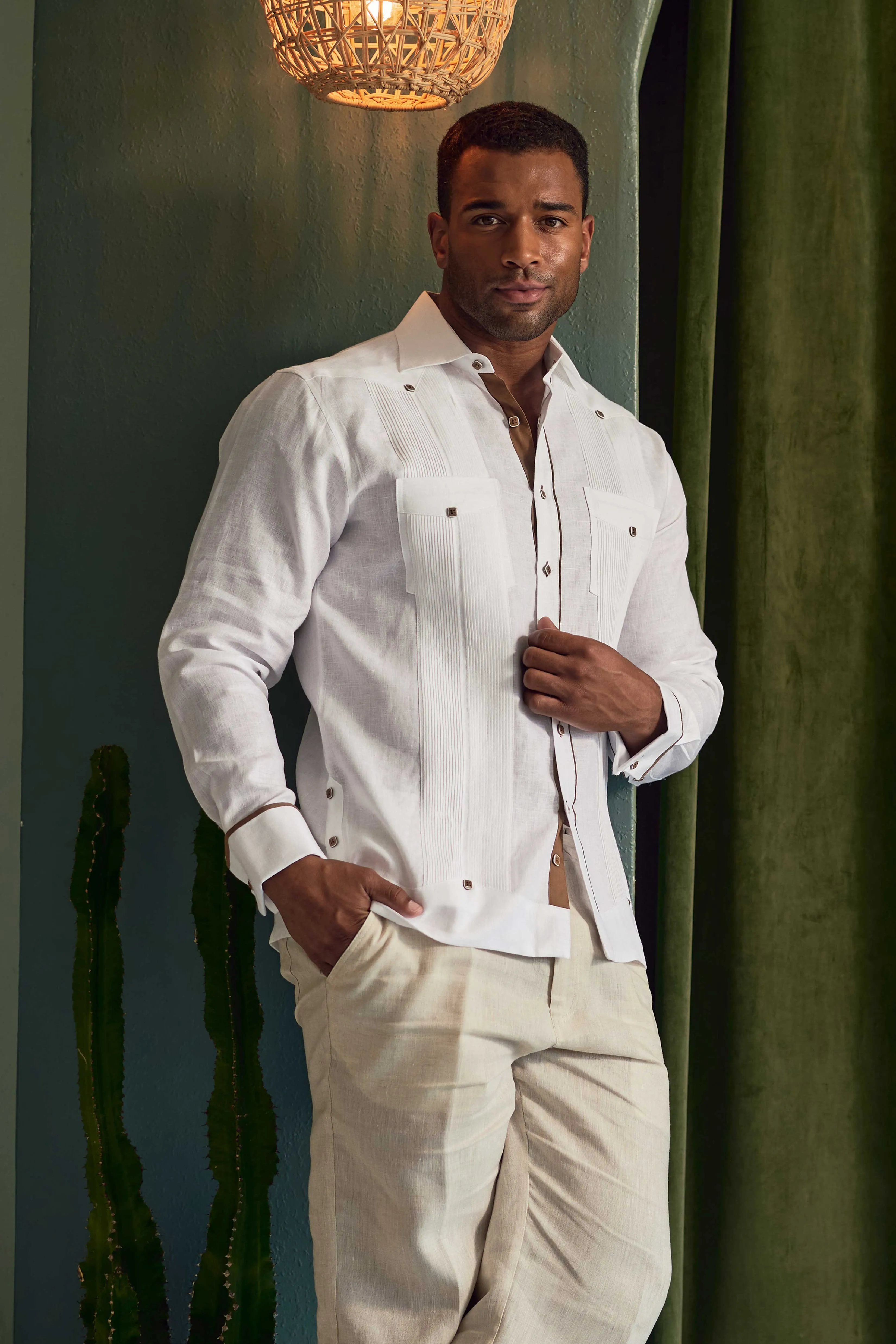 Mojito Men's Guayabera Shirt Chacabana with Contrast Trim 100% Linen Long Sleeve