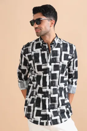Monochrome Maze
