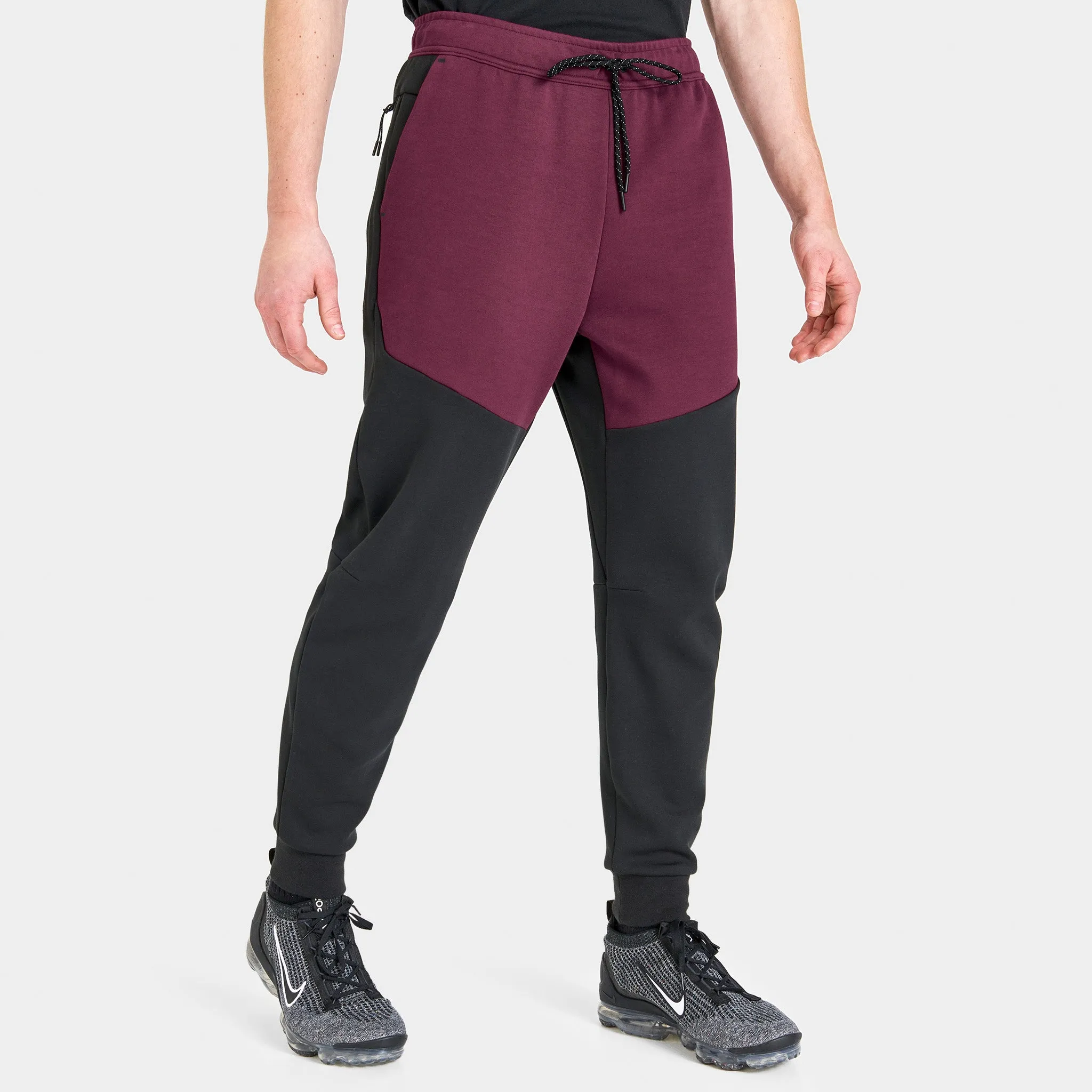 Nike Sportswear Tech Fleece Joggers Black / Dark Beetroot - Phantom