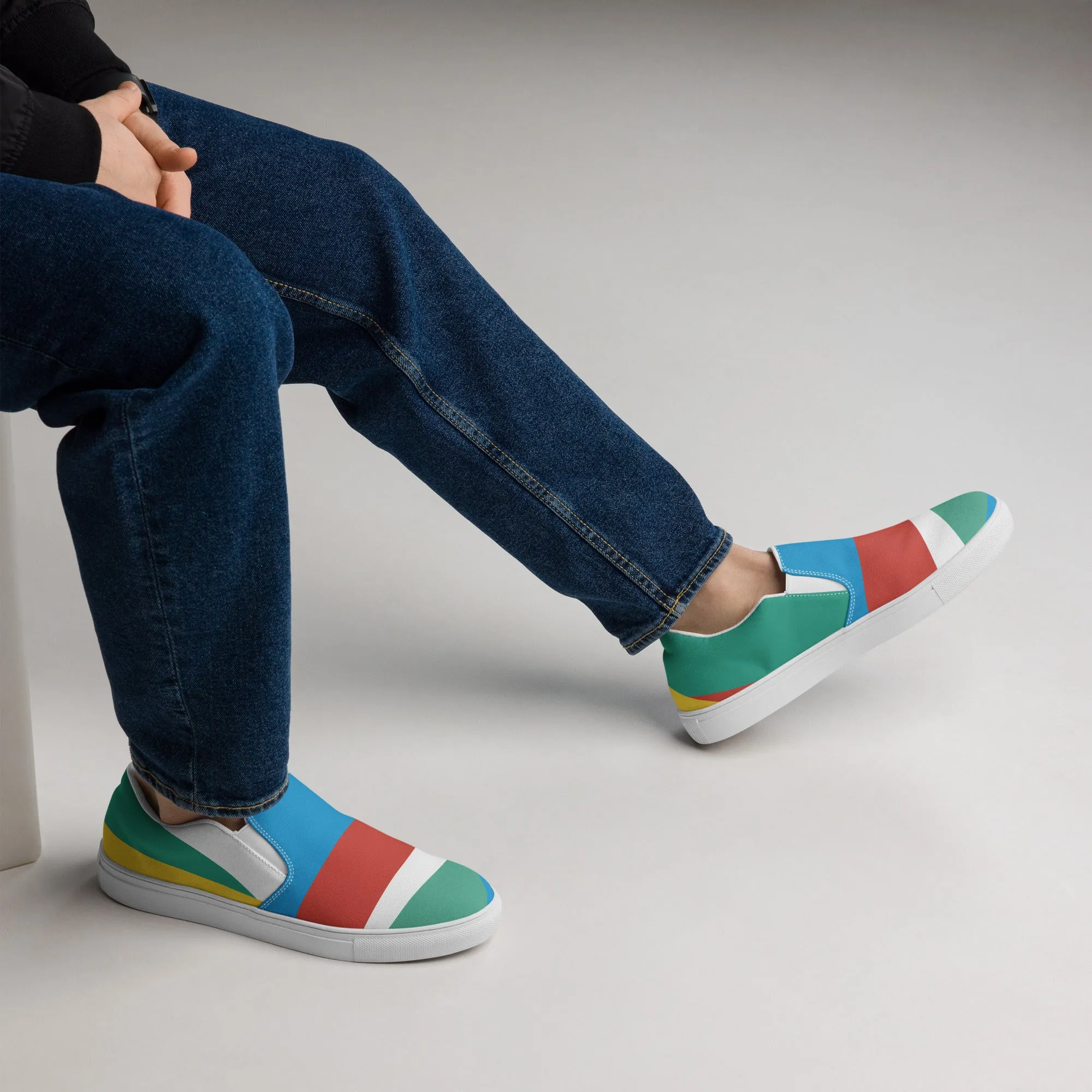 RAY OF LIGHT Men’s Slip-On Canvas Shoes