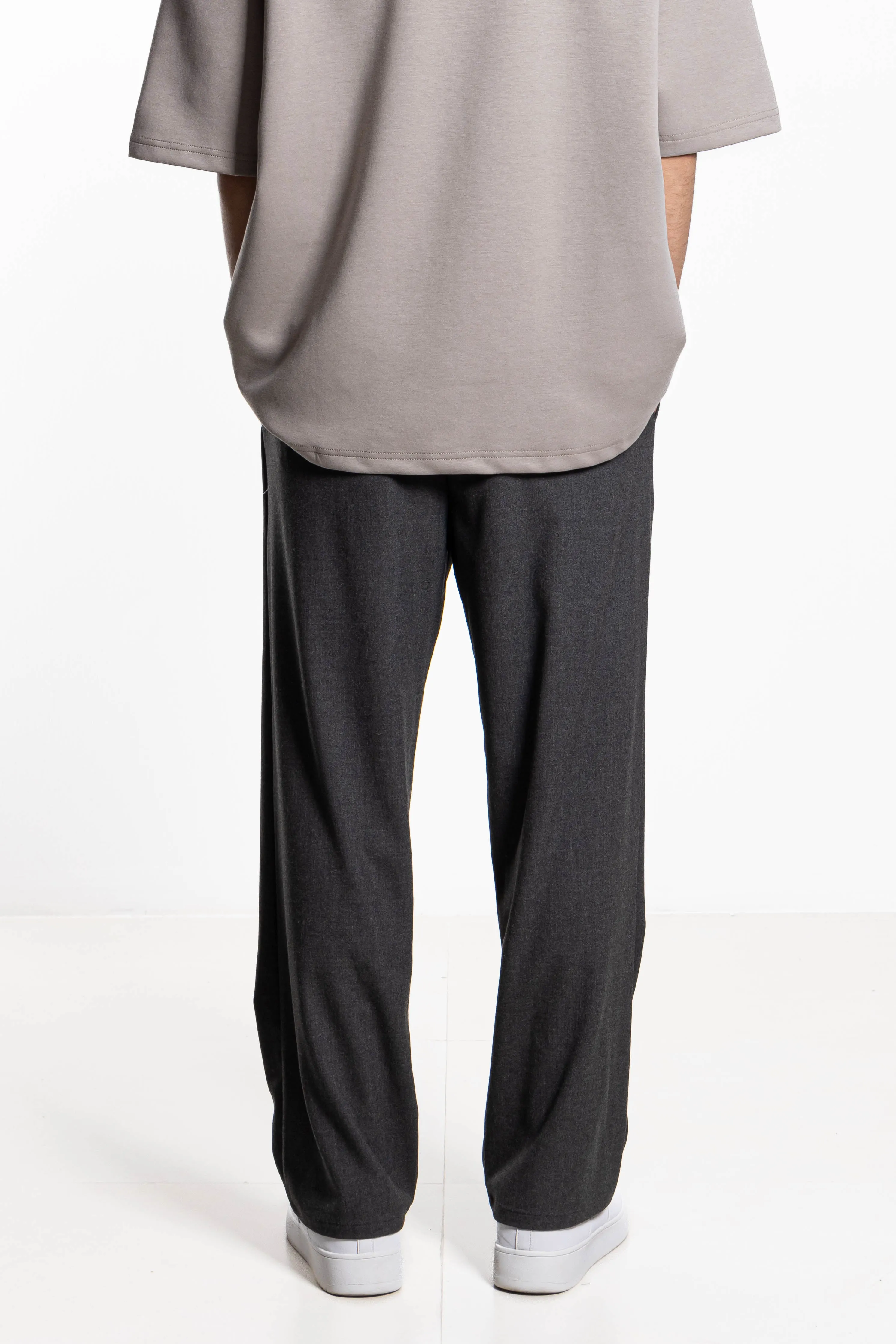 RELAXED FIT JOGGER WAIST TROUSERS