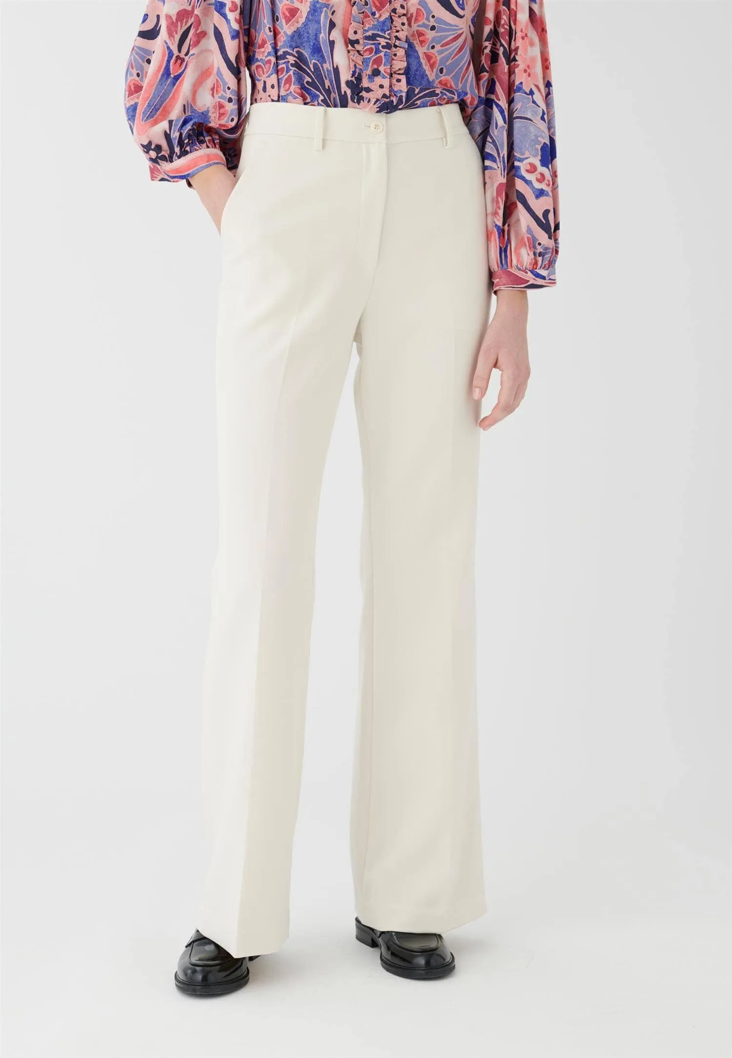 Rihanna Flared Pants, Creme