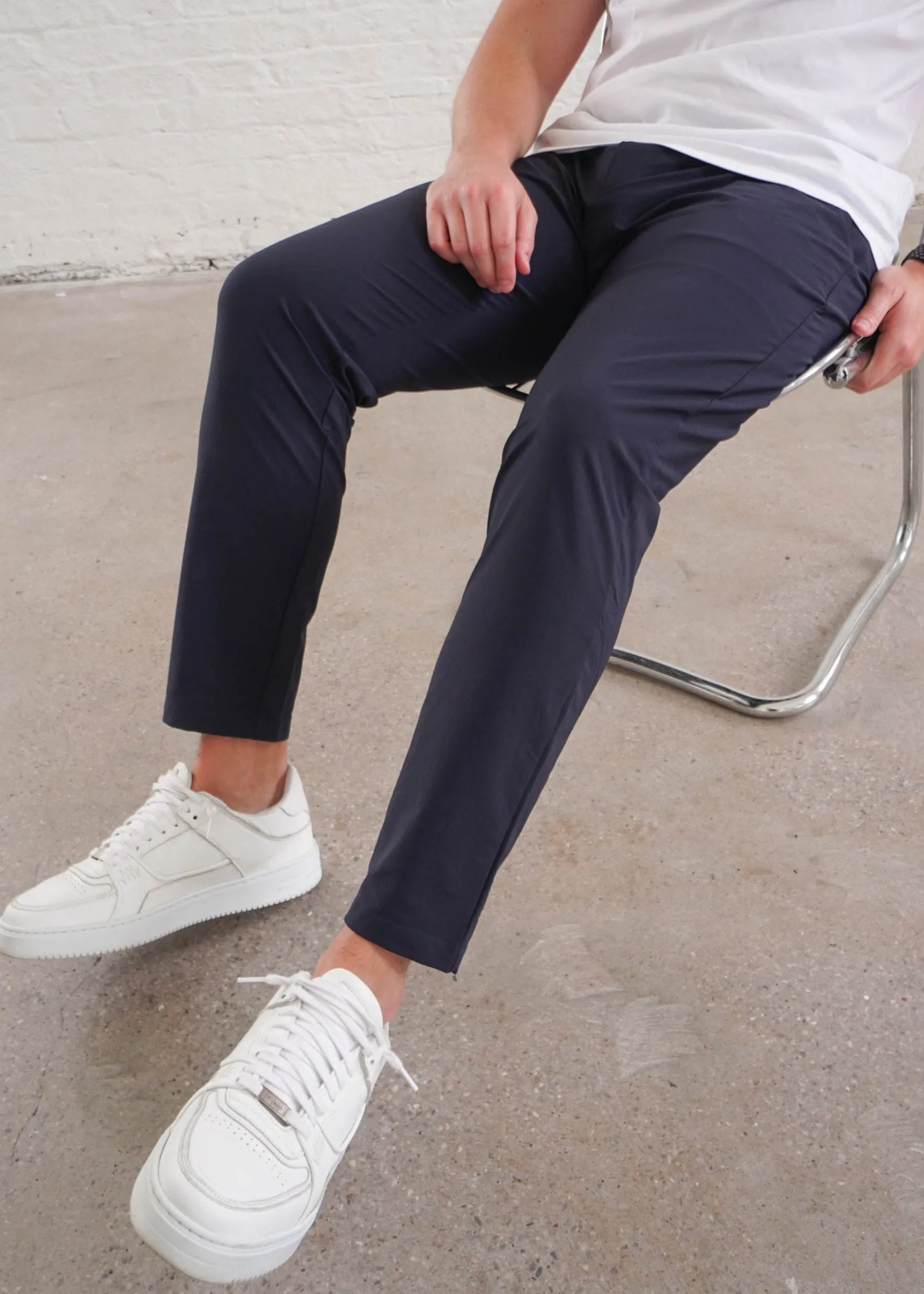Smart Stretch Trouser In Navy Blue