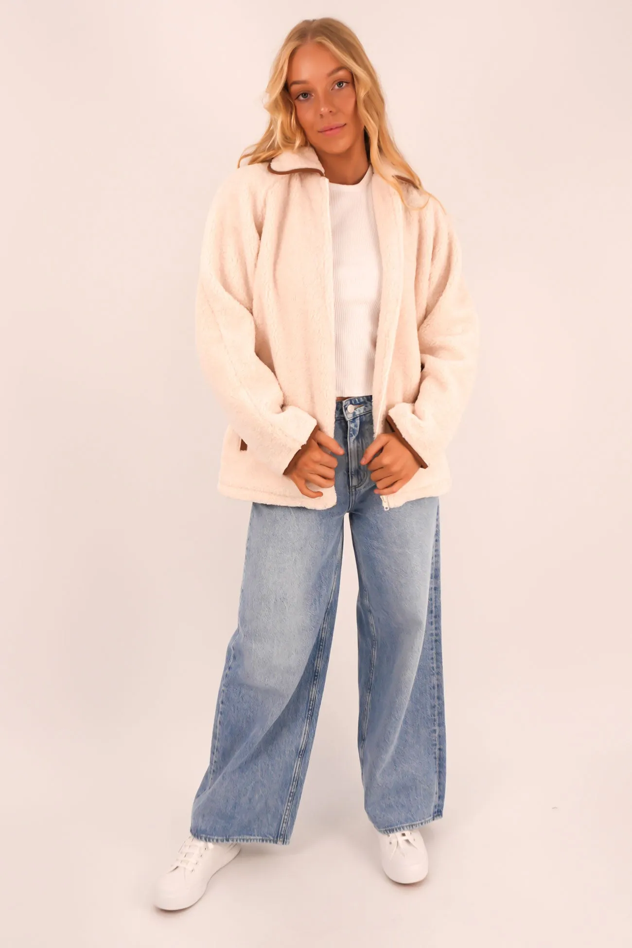 Snowy Sherpa Jacket Vintage White
