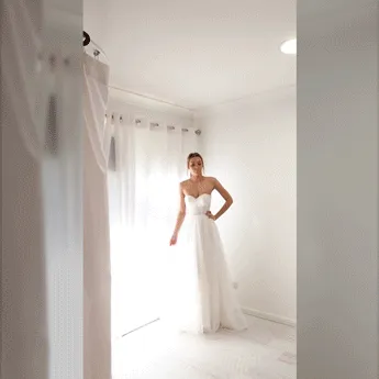 Sweetheart neckline sparkling dress