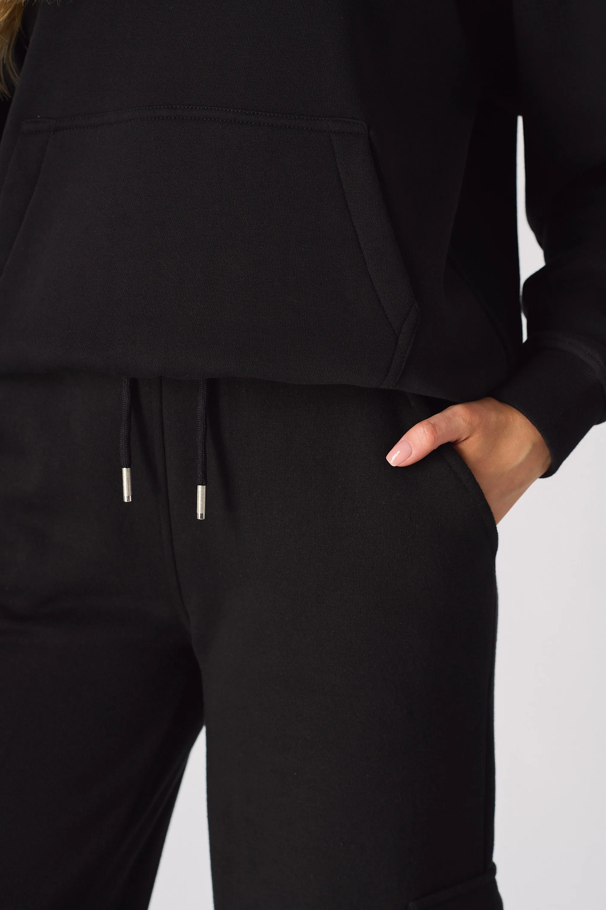 WIDE LEG CARGO JOGGER - BLACK